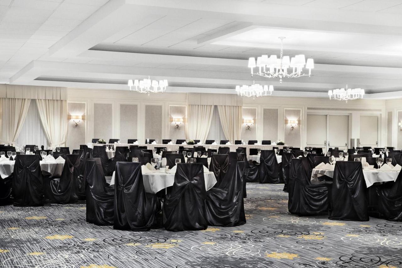 Sheraton Cavalier Saskatoon Hotel Экстерьер фото