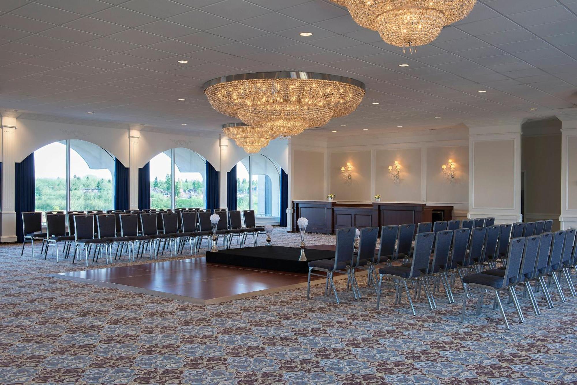 Sheraton Cavalier Saskatoon Hotel Экстерьер фото